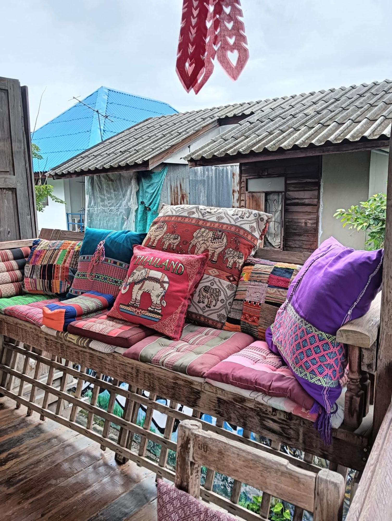 Huen Chiang Man Hostel (Adults Only) Chiang Mai Exterior foto