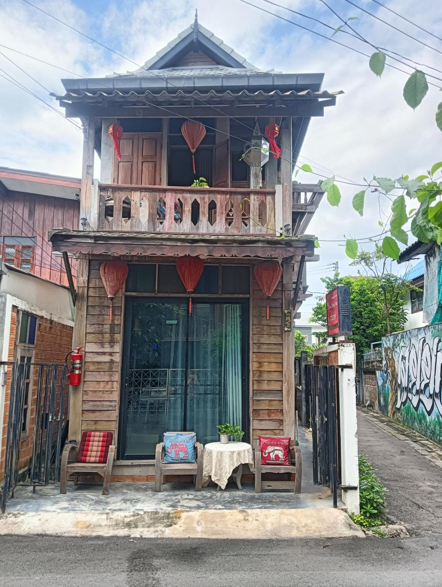 Huen Chiang Man Hostel (Adults Only) Chiang Mai Exterior foto
