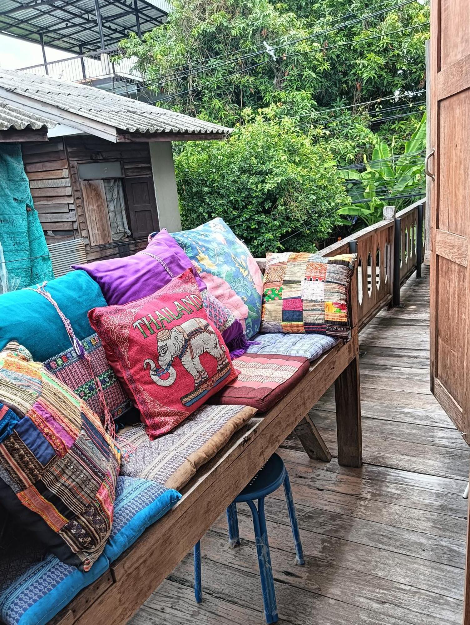 Huen Chiang Man Hostel (Adults Only) Chiang Mai Exterior foto